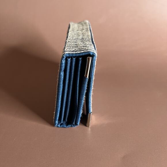 Laga Wallet-Small Fold-Blue White Embroidery – Vegan Handmade – 5.5×3 – Preowned - Picture 2 of 10